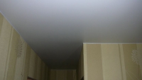 сатиновый натяжной потолок